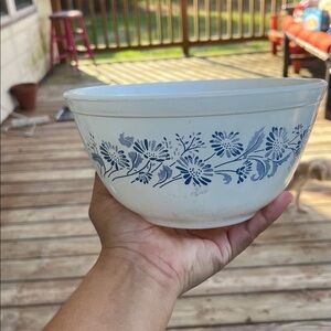 Vintage Pyrex 402 Blue Colonial Mist Mixing Bowl 1.5 Liter - Nesting